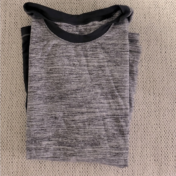 Lululemon Tee - Picture 3 of 4